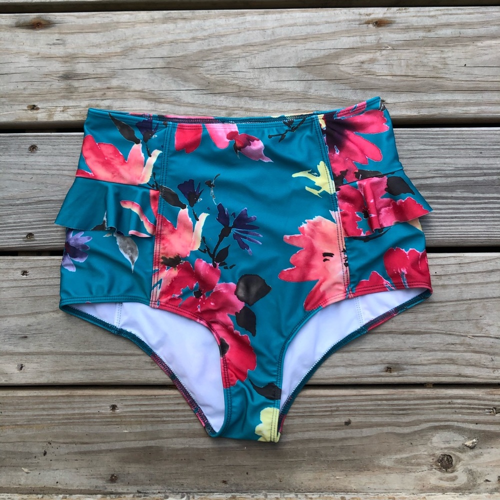 Kortni Jeane Floral Bottom